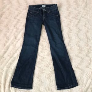 Hudson petit signature bootcut NWOT